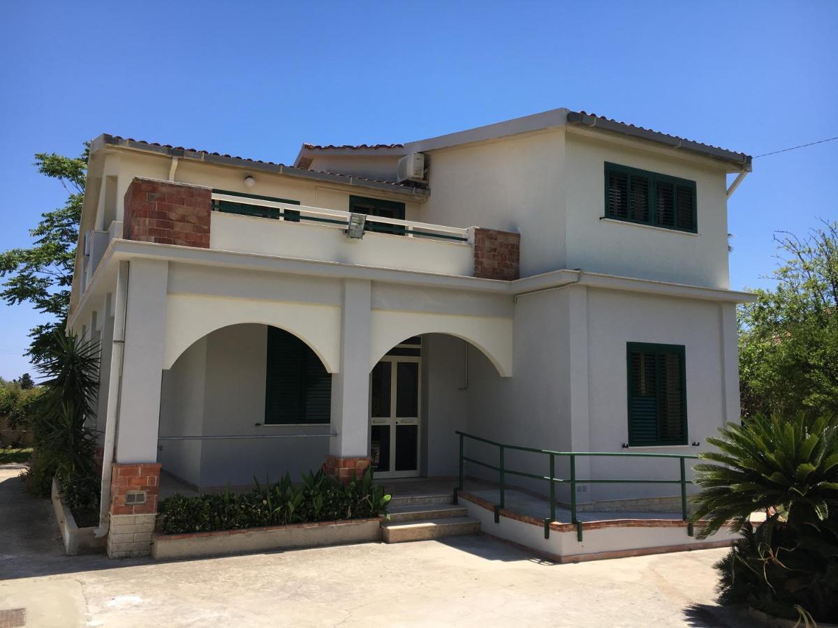 Villa Del Falso Pepe アヴォラ エクステリア 写真