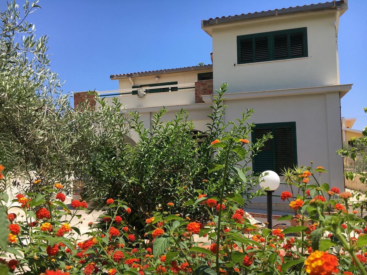 Villa Del Falso Pepe アヴォラ エクステリア 写真